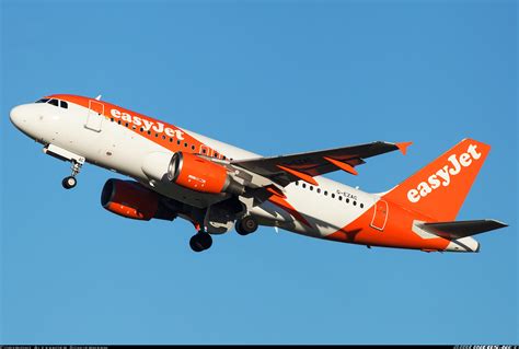 easyjet airlines flights.